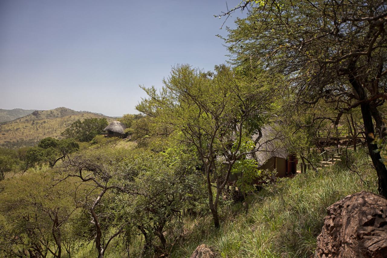 Mbali Mbali Soroi Serengeti Lodge Banagi Екстер'єр фото